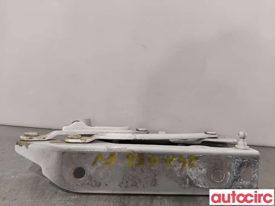 Panserhengsler til BYD T3 2020-->>  (BYD|HC-8402610|)