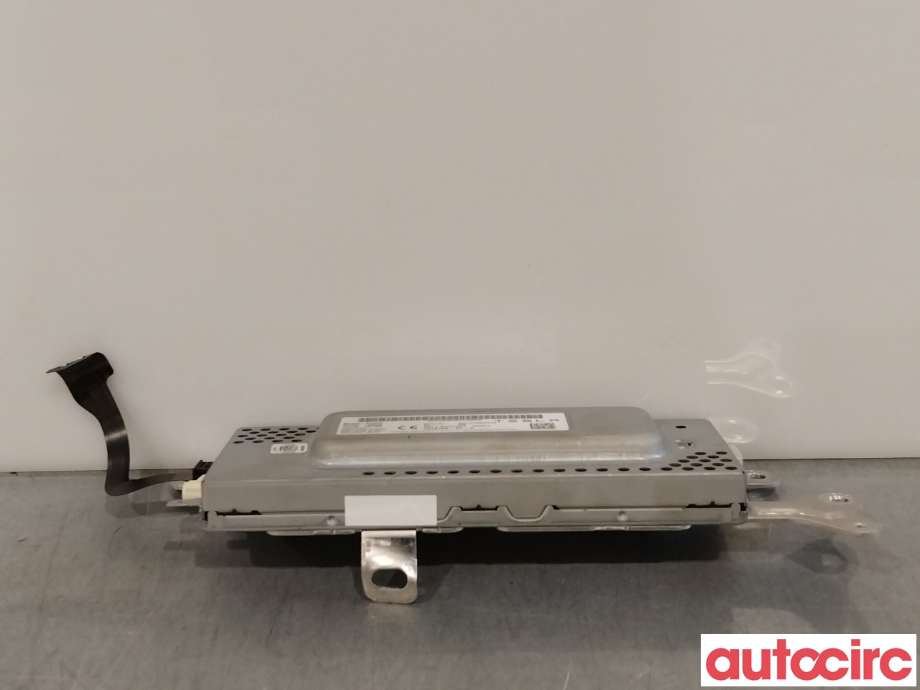 Bilstereo diverse til Tesla Model 3 2018-2023 (Fase 1)  (TESLA|1079755-00-E||1079755-00-D)