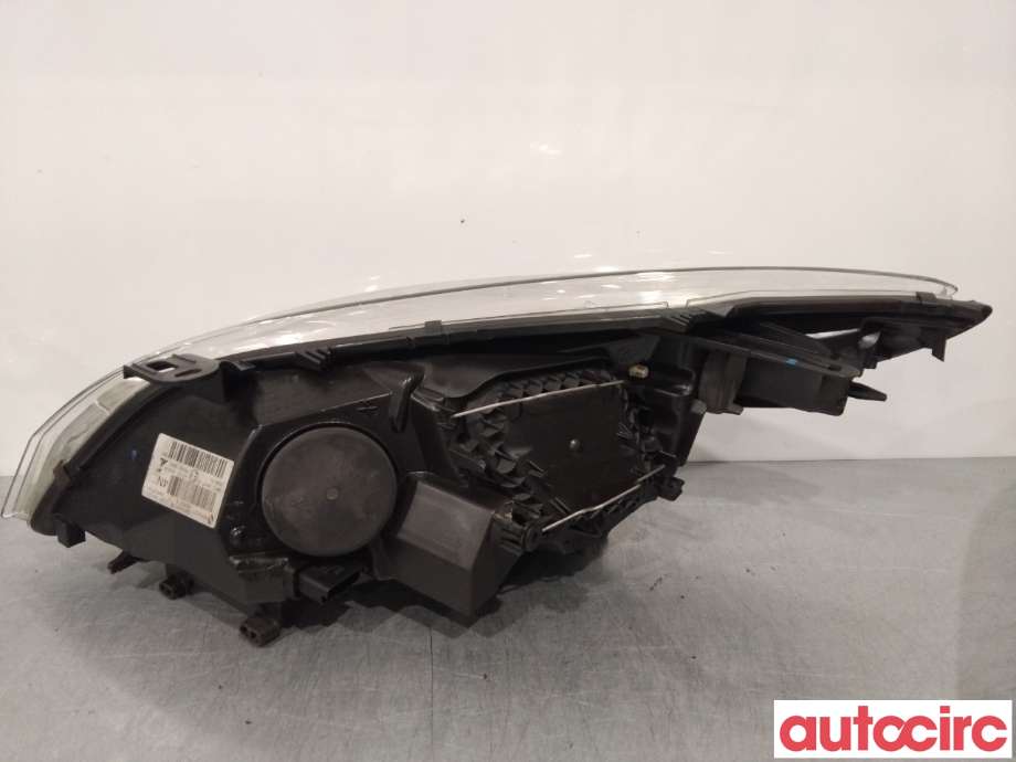 Frontlykt høyre halogen til Renault Megane 2009-2016 Type III  (RENAULT|260100850R)