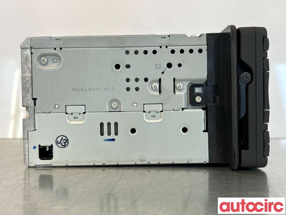 Bilstereo til Mitsubishi Outlander 2010-2012 (Type II, Fase 2)  (MITSUBISHI|8750A239)