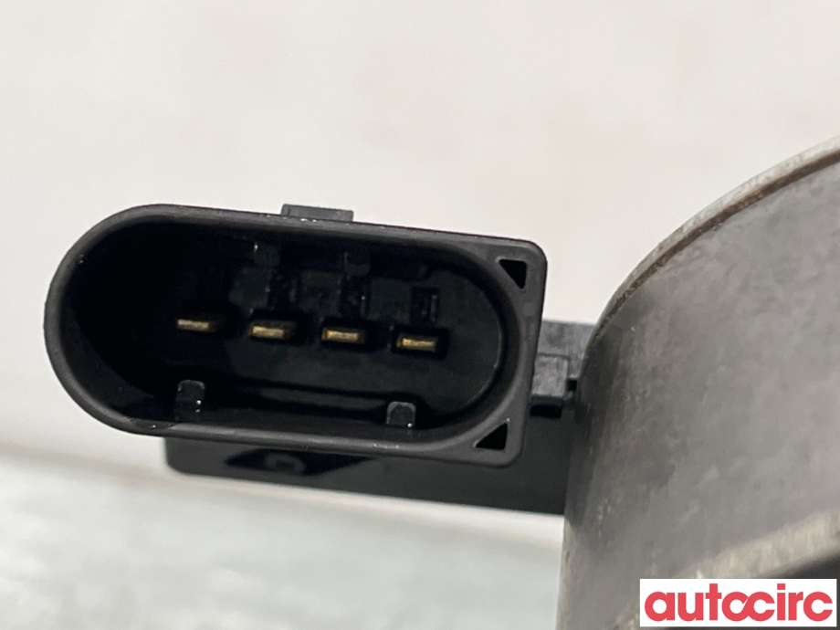 Viskermotor frontrute til Mercedes ML 2005-2011 (W164) (W164) (MERCEDES|A1648202442|404930|A1648201742)