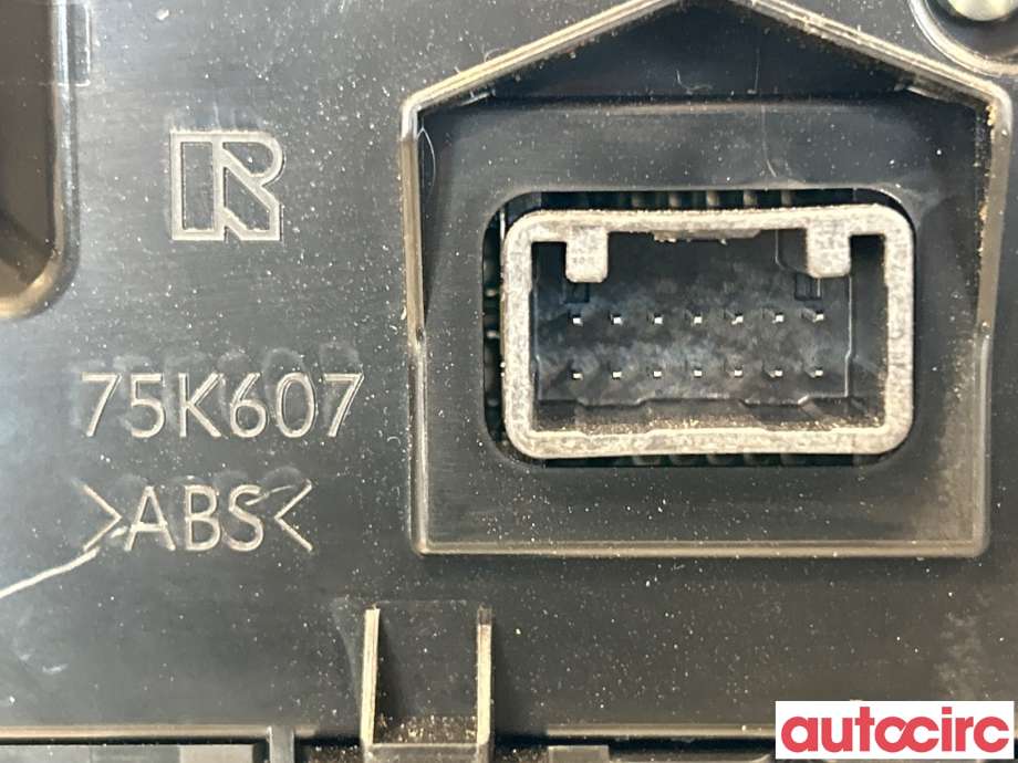 Varmeapparat betjening til Toyota RAV4 2019-->> (Type V)  (TOYOTA|5590042670|)