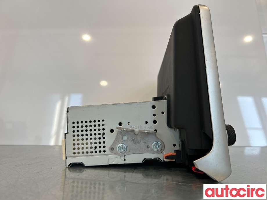 Bilstereo til Toyota RAV4 2019-->> (Type V)  (TOYOTA|8614042890)