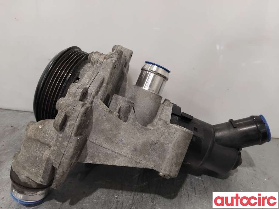 Vannpumpe til Mercedes GLA 2014-2020 (X156) (X156) (MERCEDES|A6512000501||A6512008301)