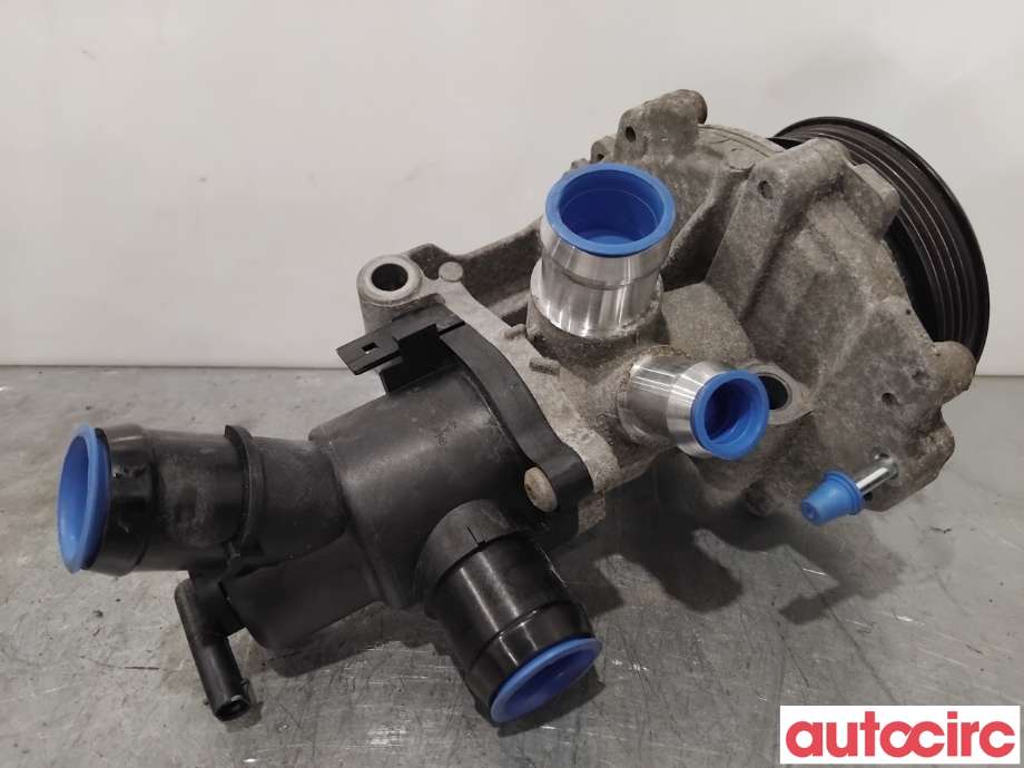 Vannpumpe til Mercedes GLA 2014-2020 (X156) (X156) (MERCEDES|A6512000501||A6512008301)
