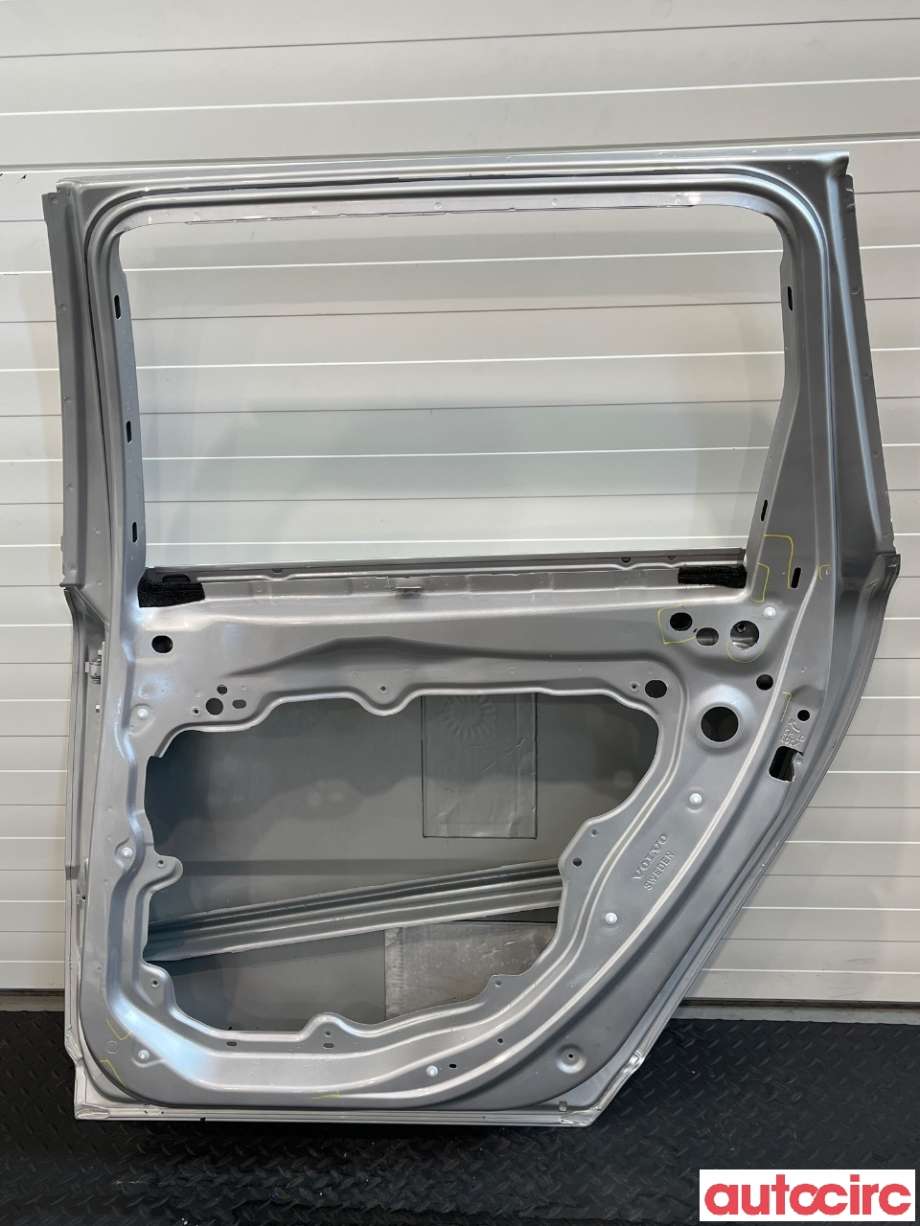 Dør høyre bak til Volvo V70 2007-2013 (Type III, Fase 1)  (VOLVO|32228897)