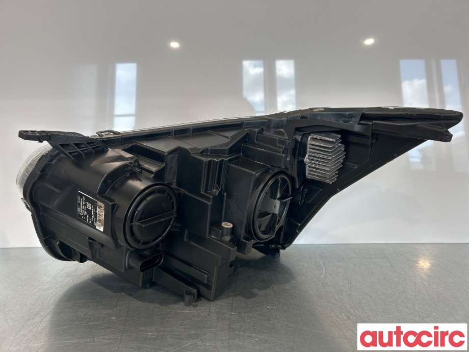 Frontlykt høyre halogen til Ford Transit Courier 2018-2023 (Type I, Fase 2)  (FORD|2382912|KK31-13W029-DD)