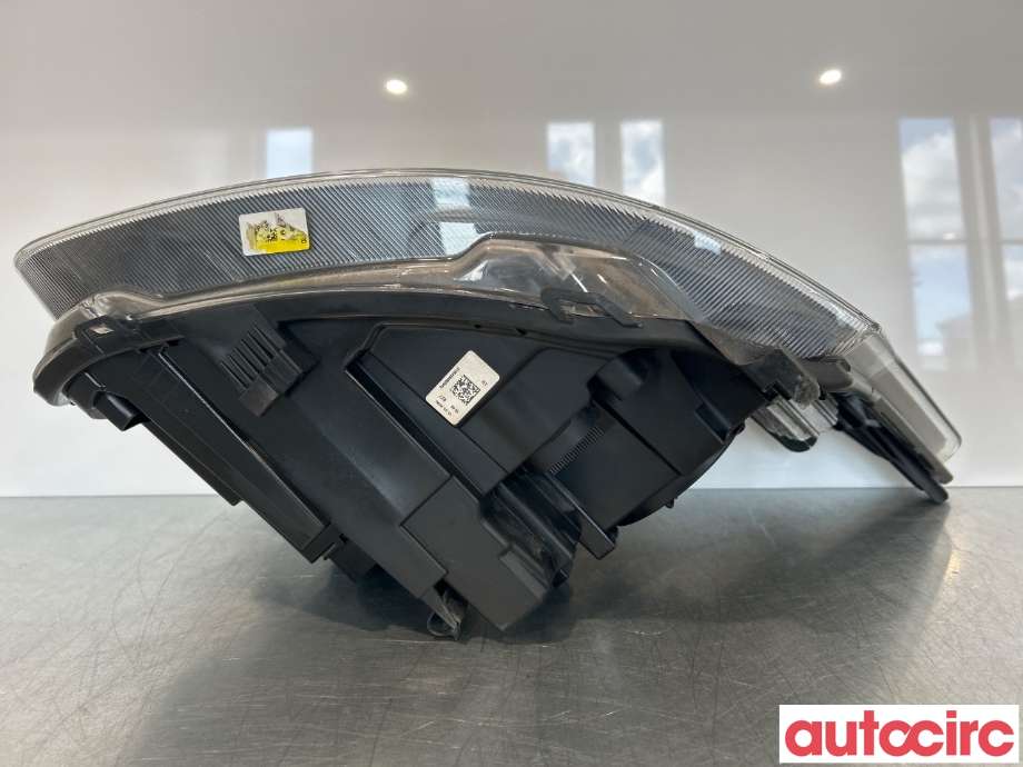 Frontlykt venstre halogen til Ford Transit Courier 2018-2023 (Type I, Fase 2)  (FORD|2382914|KK31-13W030-DD)