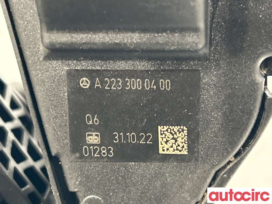 Pedal gass til Mercedes EQE 2022-->>  (MERCEDES|A2233000400)