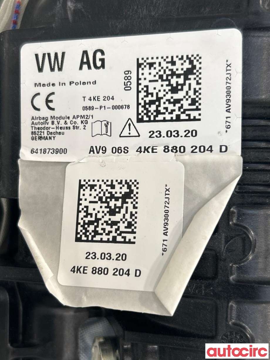 Airbag passasjer til Audi e-tron 2018-->>  (AUDI|4KE880204K|4KE880204D)