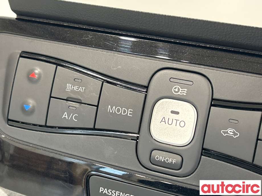 Varmeapparat betjening til Nissan Leaf 2018-->> (Type II)  (NISSAN|275005SE0B)