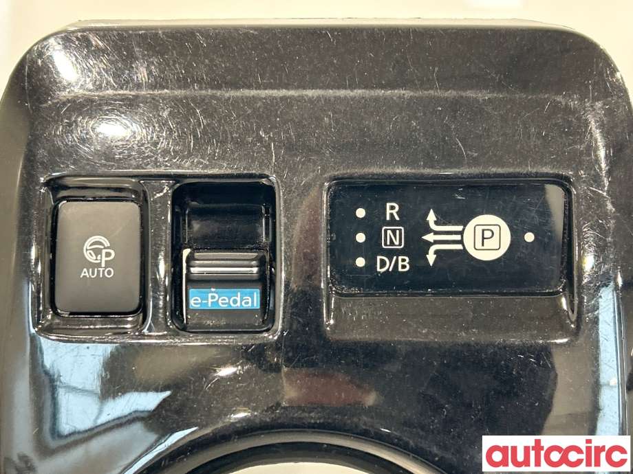 Bryter diverse til Nissan Leaf 2018-->> (Type II)  (NISSAN|969405SH0A|251945SA0A|)