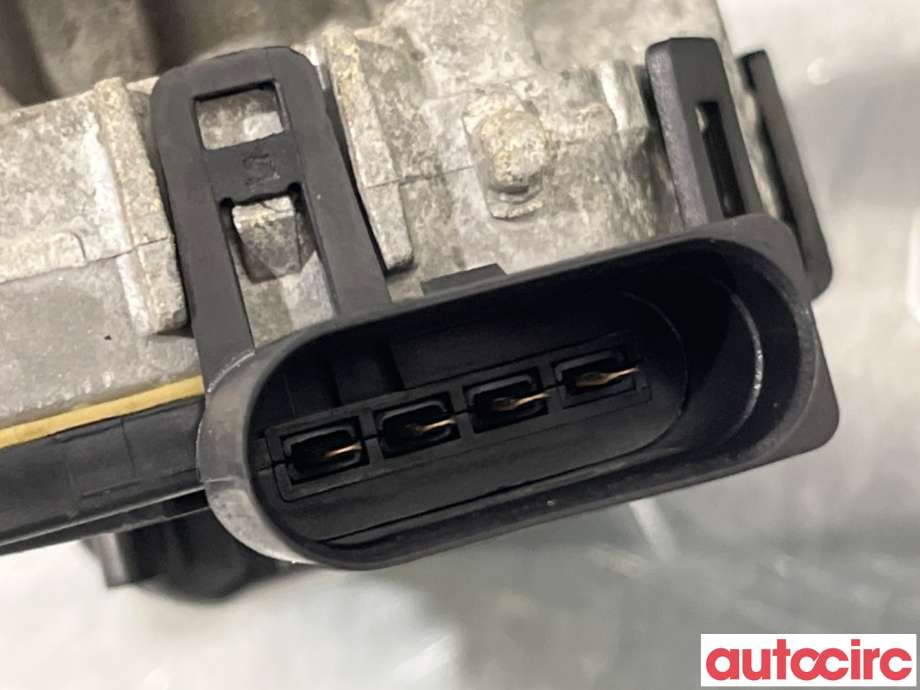 Viskermotor frontrute til Ford Mondeo 2011-2014 (Type IV, Fase 2)  (FORD|1694757|0390243069|7S71-17504-AD)