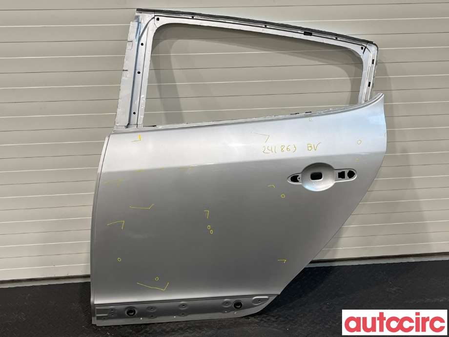 Dør venstre bak til Renault Megane 2009-2016 Type III (RENAULT|821003885R)
