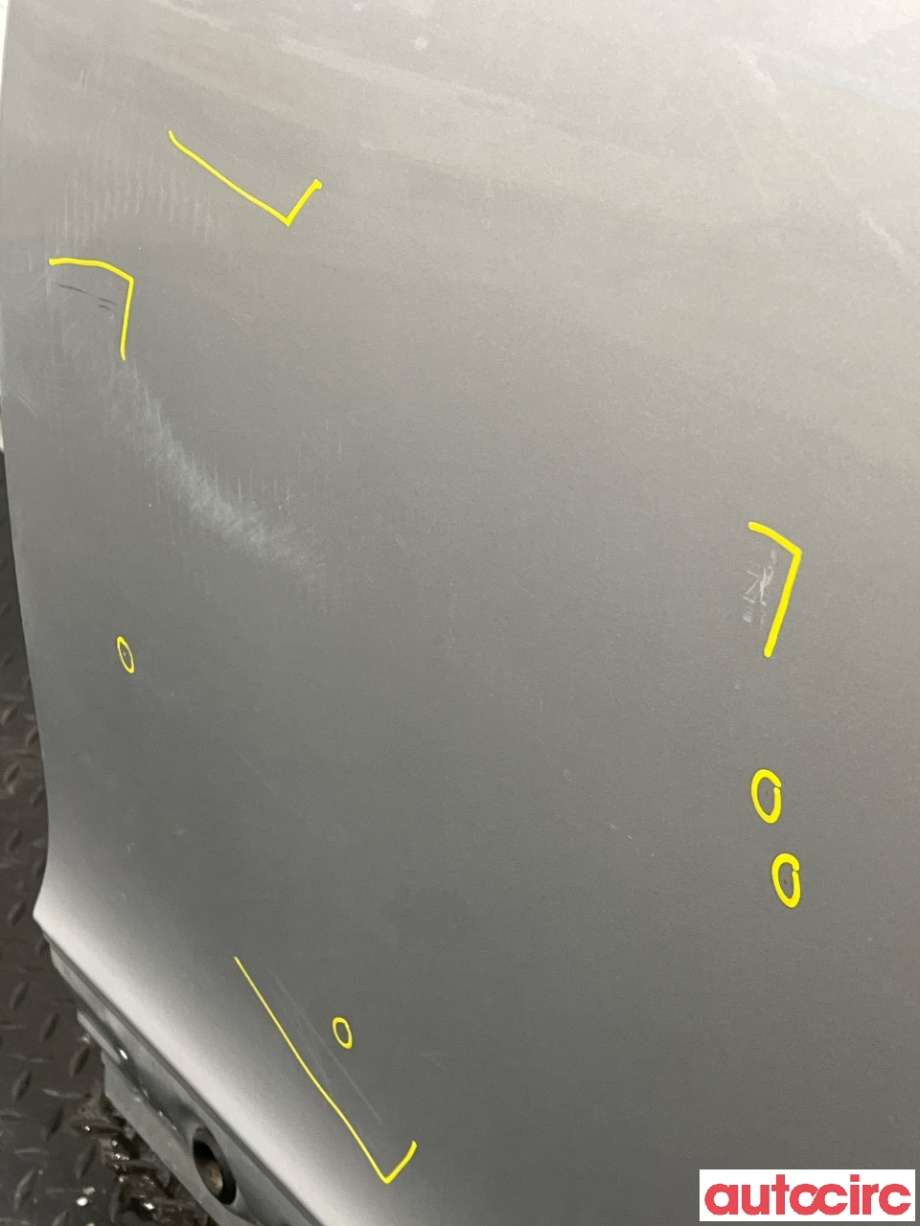 Dør venstre bak til Renault Megane 2009-2016 Type III (RENAULT|821003885R)