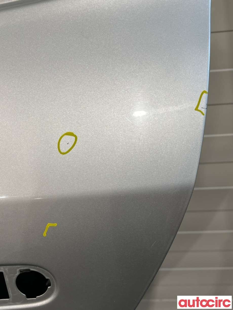 Dør venstre bak til Renault Megane 2009-2016 Type III (RENAULT|821003885R)