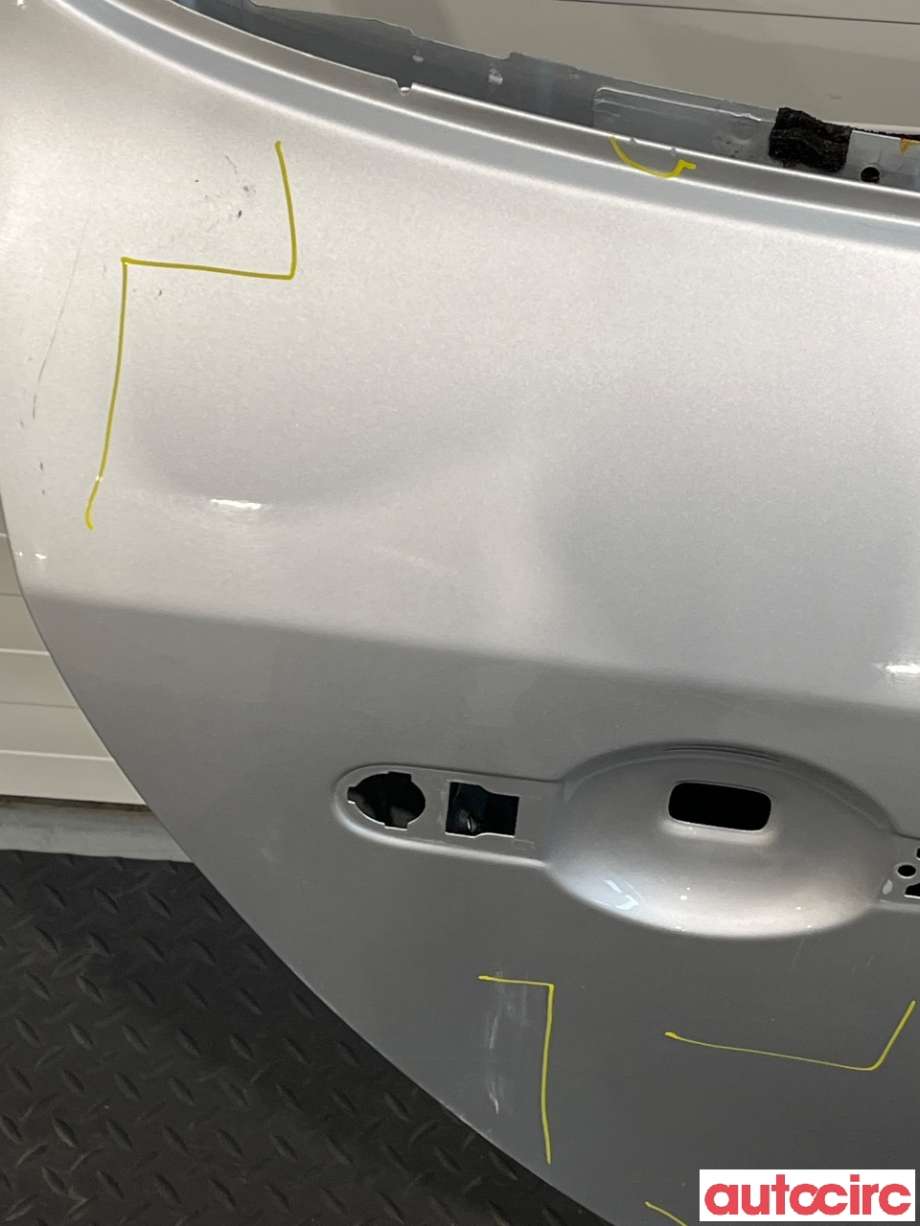 Dør høyre bak til Renault Megane 2009-2016 Type III  (RENAULT|821006014R)