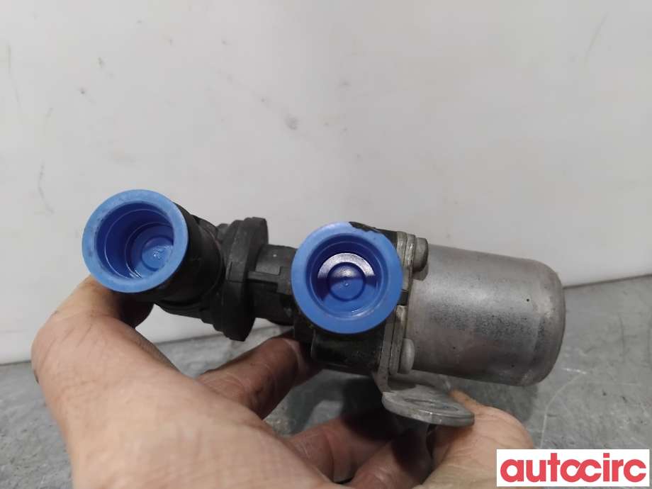 Diverse deler til VW ID.4 2020-->>  (VOLKSWAGEN|5Q0906457C|)