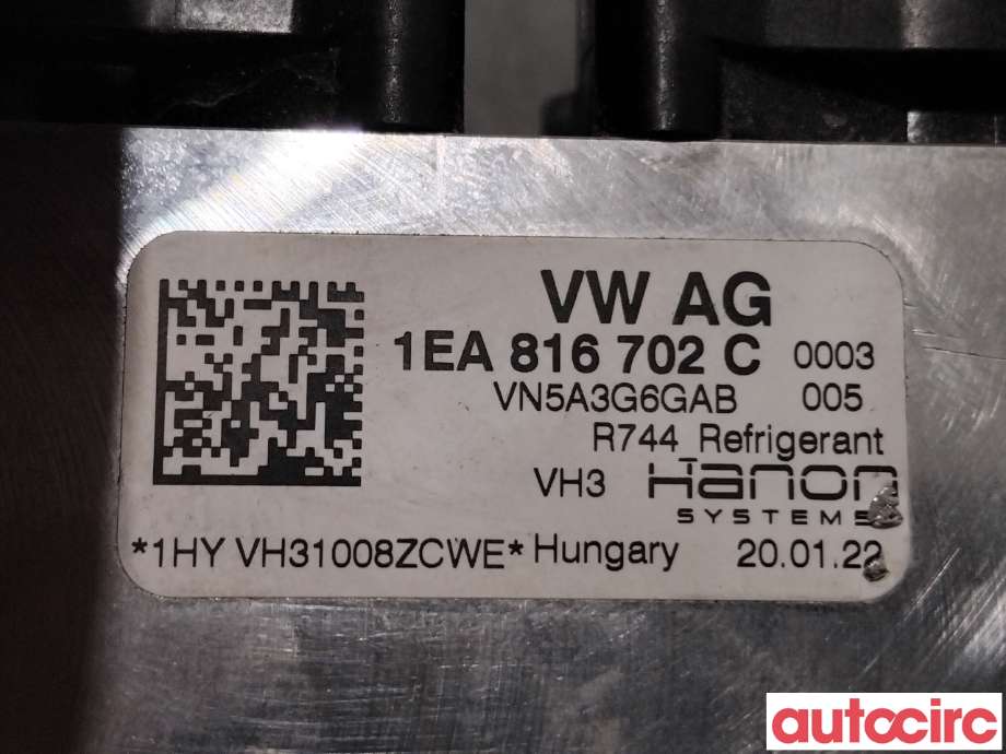 Diverse deler til VW ID.4 2020-->>  (VOLKSWAGEN|1EA816702C||1EA816702D)