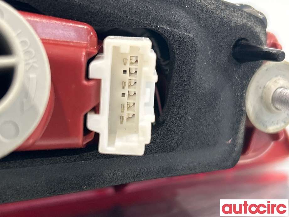Baklykt høyre indre til Kia e-Soul 2019-->> (Type III)  (KIA|92404K0100|92404K0)