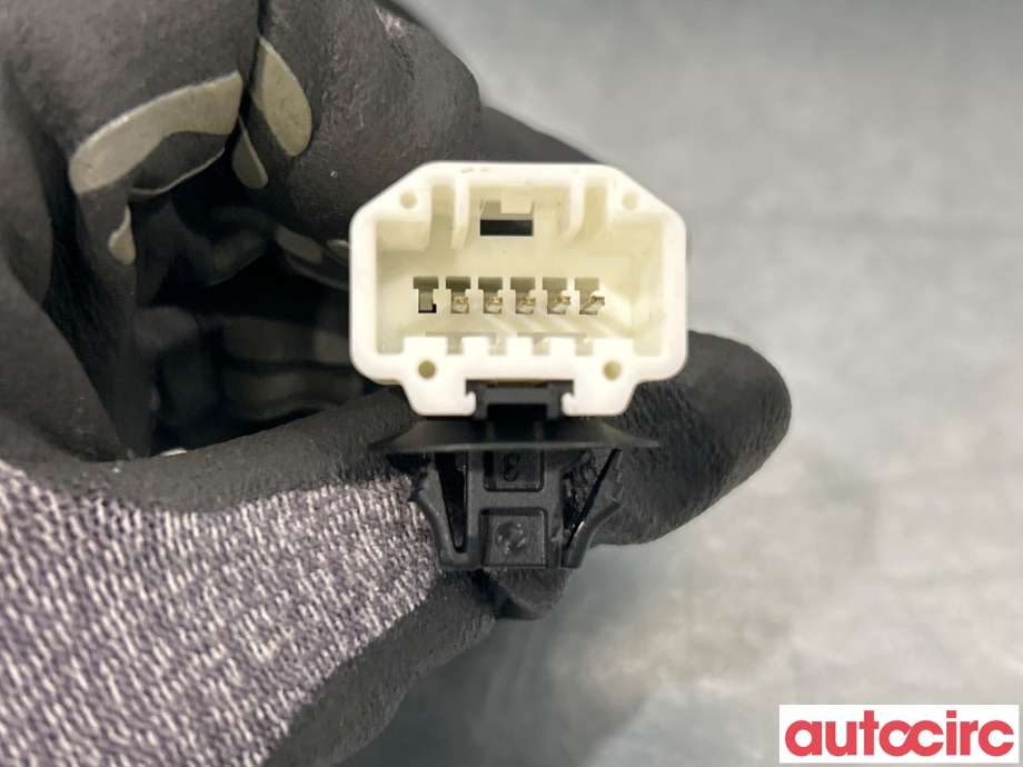Baklykt venstre til BYD T3 2020-->>  (BYD|HCEF-4133010A)