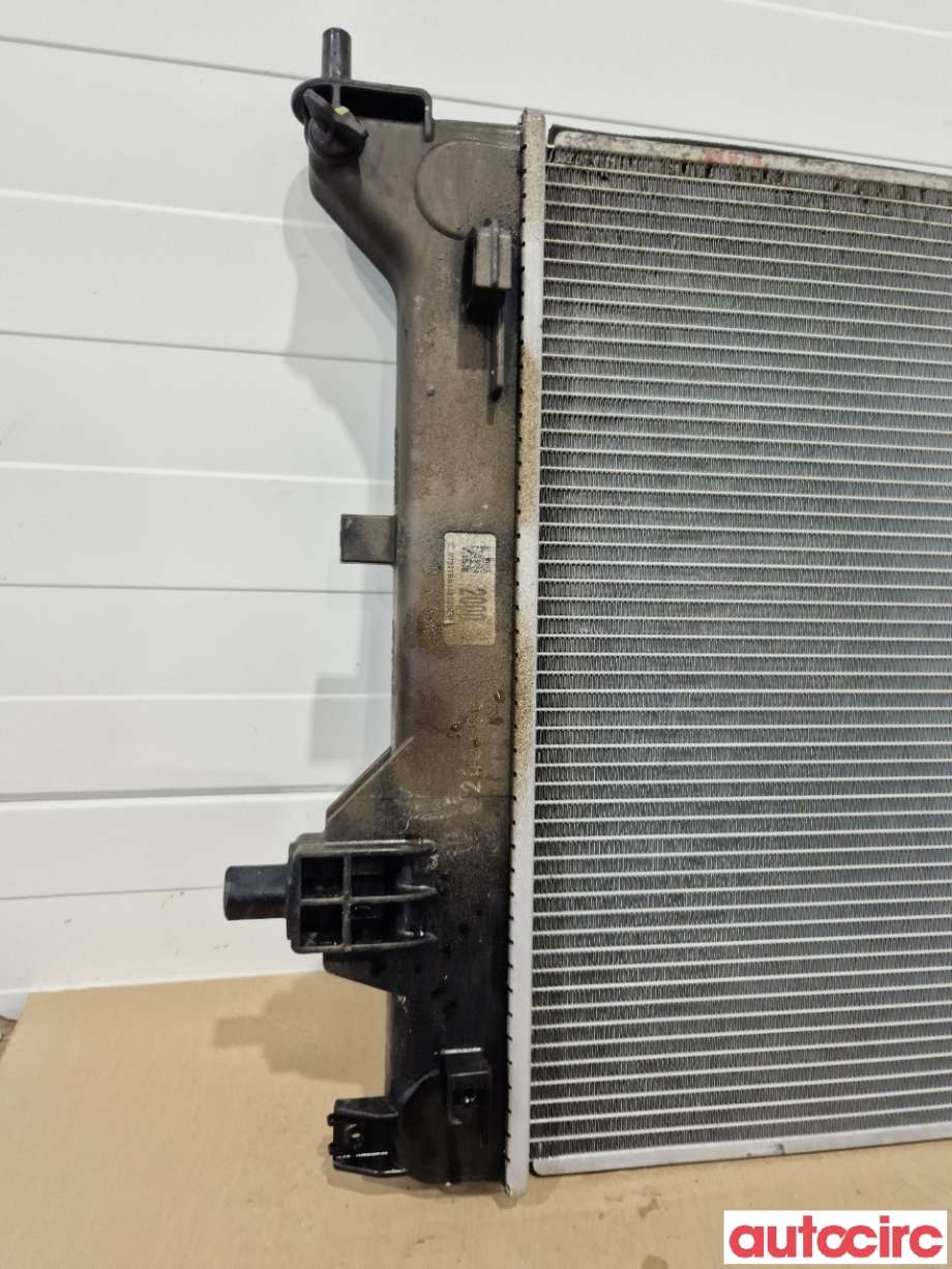 Radiator (automat gir) til Kia e-Soul 2019-->> (Type III)  (KIA|25310J2000|)