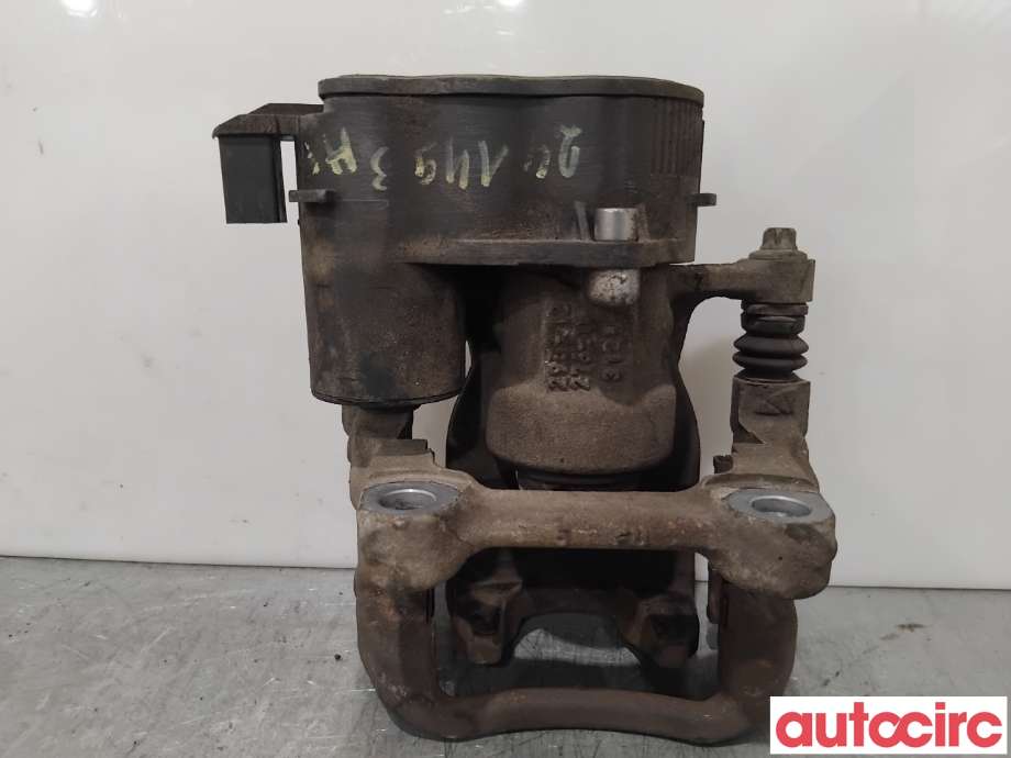Bremsecaliper høyre bak til Mercedes A-Klasse 2018-->> (W177) (W177) (MERCEDES|A2474232000|)