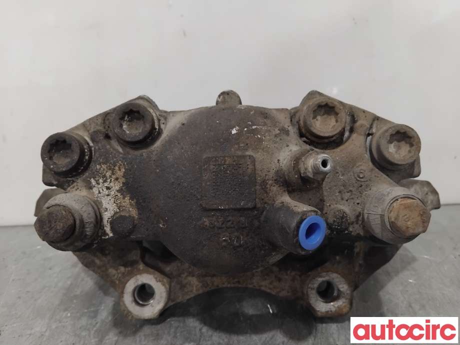 Bremsecaliper venstre foran til Mercedes C-Klasse 2011-2014 (Fase 2) (W204) (W204) (MERCEDES|A2044213981|)
