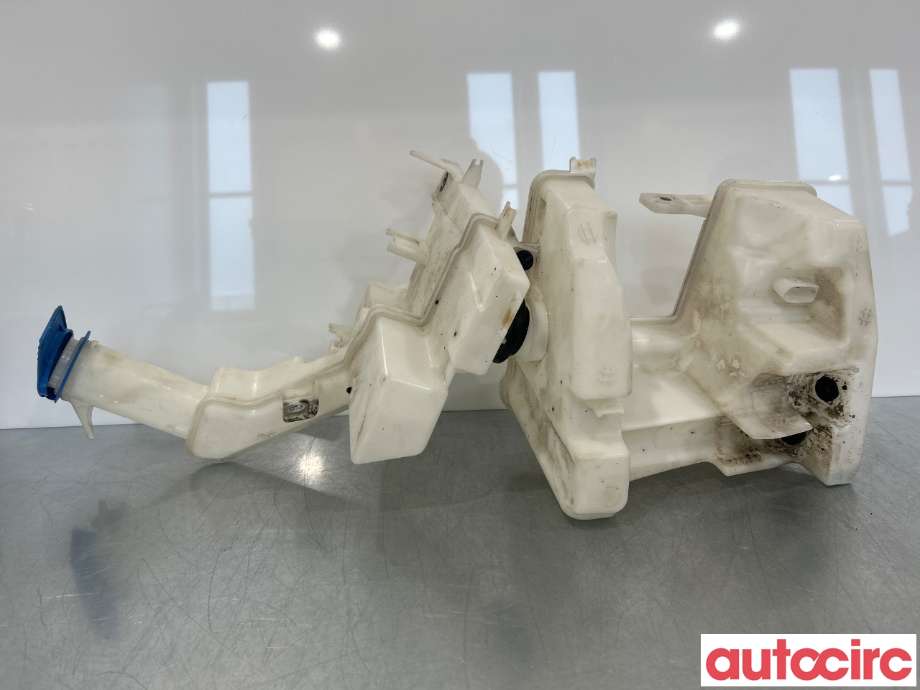 Spylertank til VW Passat 2011-2015 (B7) (B7) (VOLKSWAGEN|3AA955453J|)