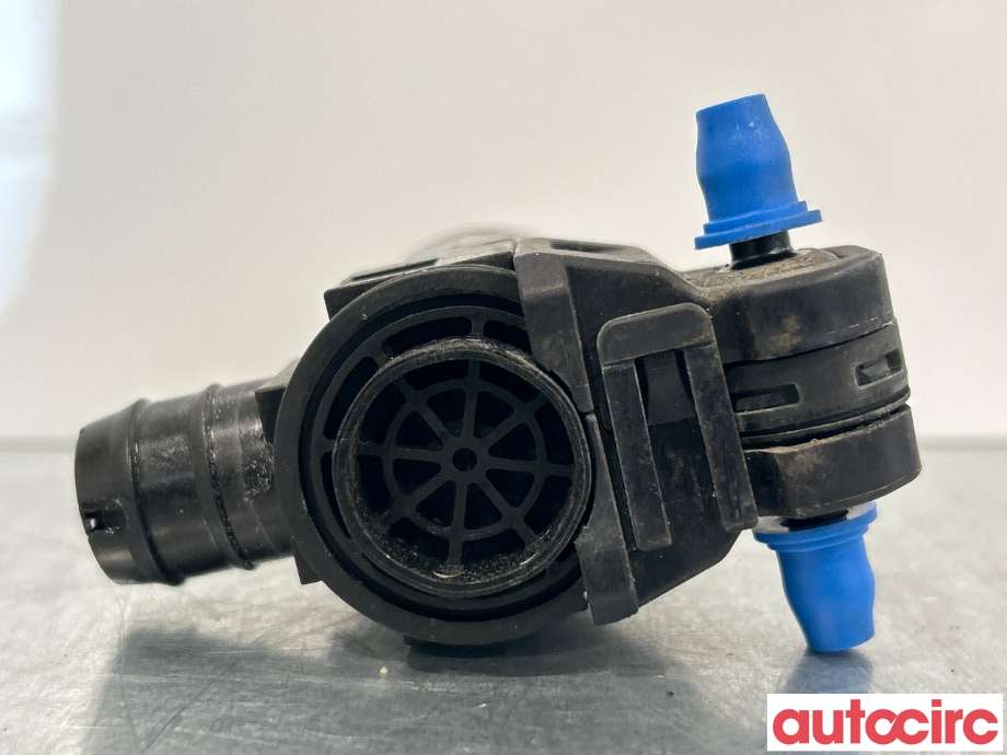 Spylerpumpe foran til Lexus UX 2018-->>  (LEXUS|8533047100)
