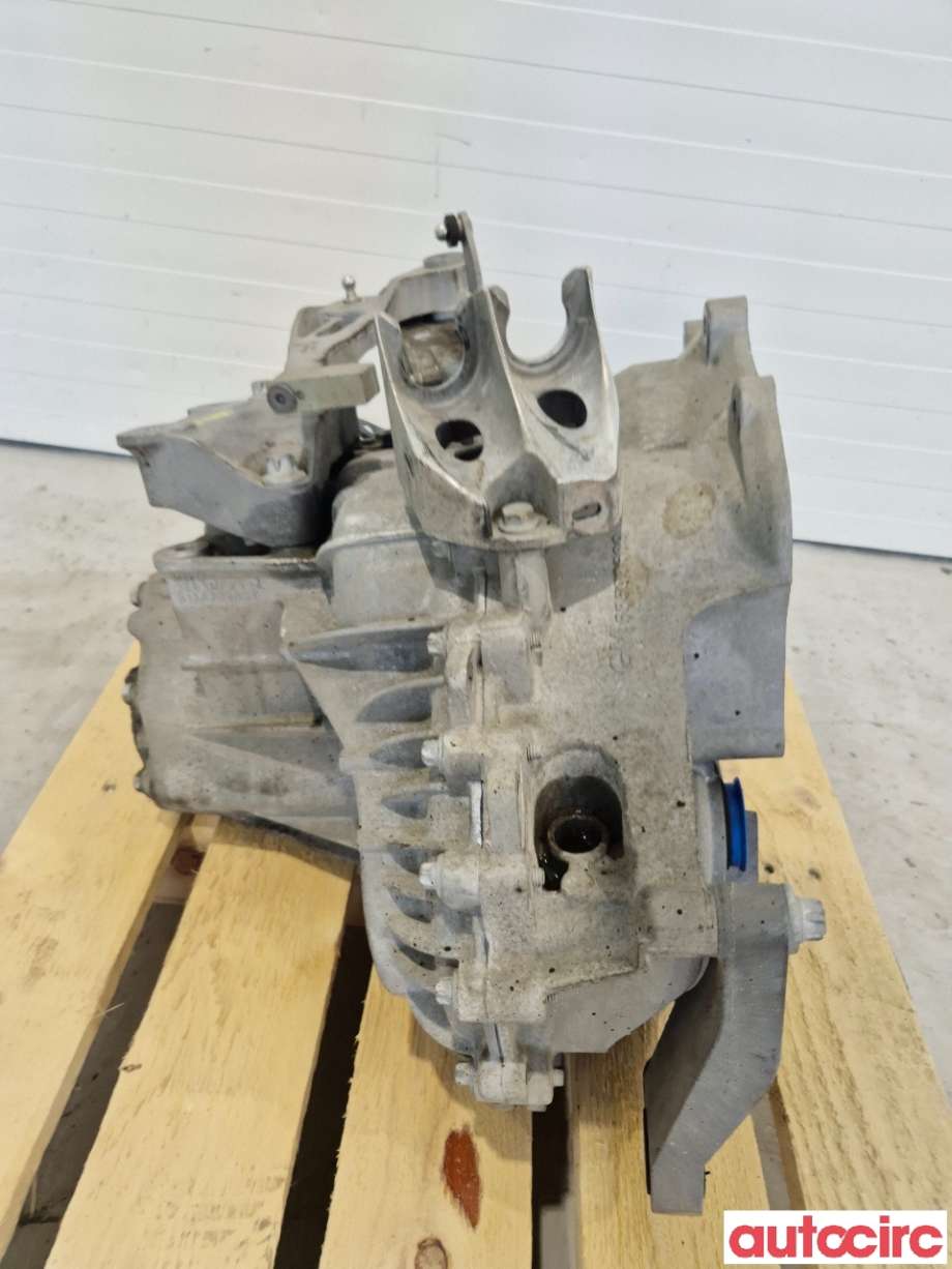 Girkasse manuell 6-trinn til Opel Corsa E 2015-2019  (OPEL|55489874||55493088)