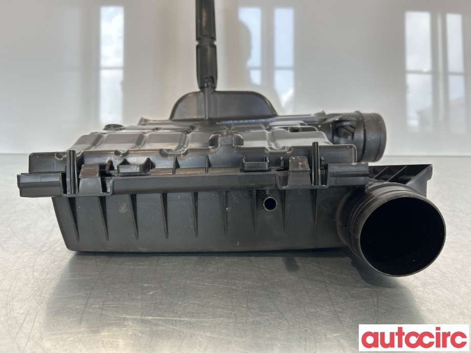 Luftfilterboks til Škoda Fabia 2014-2021 (Type III) (SKODA|04E129611H|)