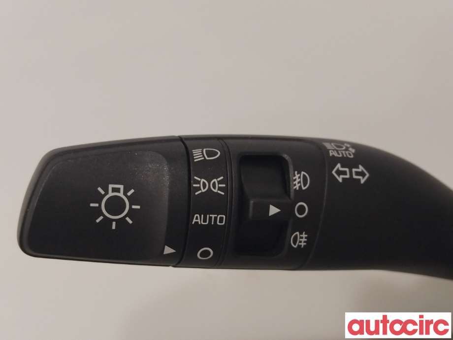 Bryter combi til Kia e-Soul 2019-->> (Type III)  (KIA|93404K0960||93404-K0960)