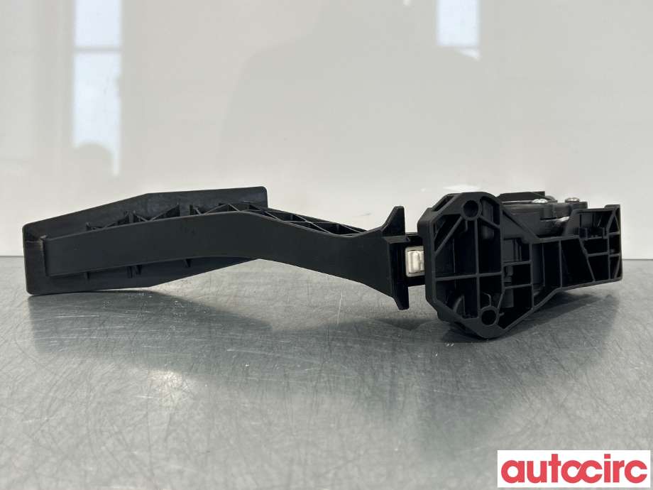 Pedal gass til Opel Astra K 2015-->>  (OPEL|13466235)
