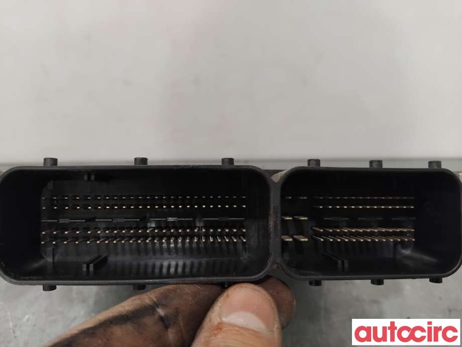 Styreenhet motor til Mercedes C-Klasse 2011-2014 (Fase 2) (W204) (W204) (MERCEDES|A6519007401|28381036)
