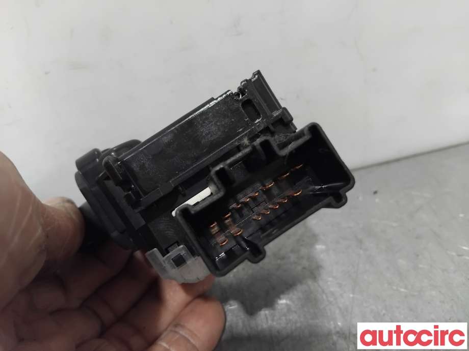 Bryter blink til Mazda BT-50 2007-2013  (MAZDA|UR81-66-122|)