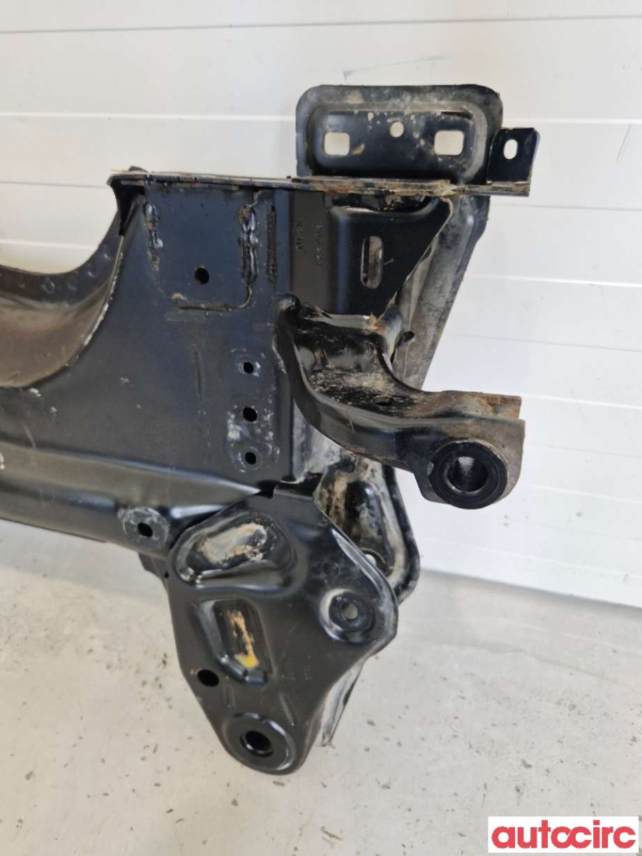 Travers foran hoved til Peugeot 2008 2019-->> (Type II)  (PEUGEOT|9827504880|)