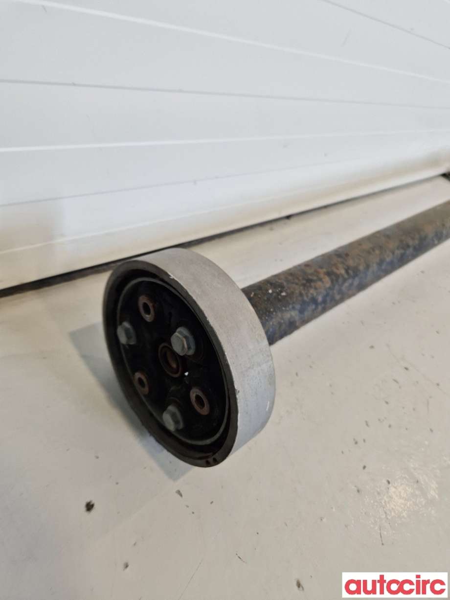 Mellomaksel til VW Passat 2011-2015 (B7) (B7) (VOLKSWAGEN|3C0521101AG|)