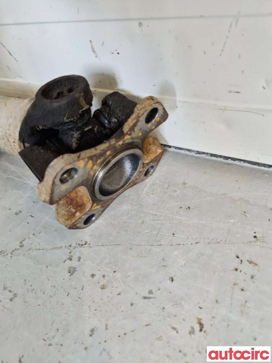 Mellomaksel fremre til Toyota Hilux 2012-2016  (TOYOTA|371400K131|)