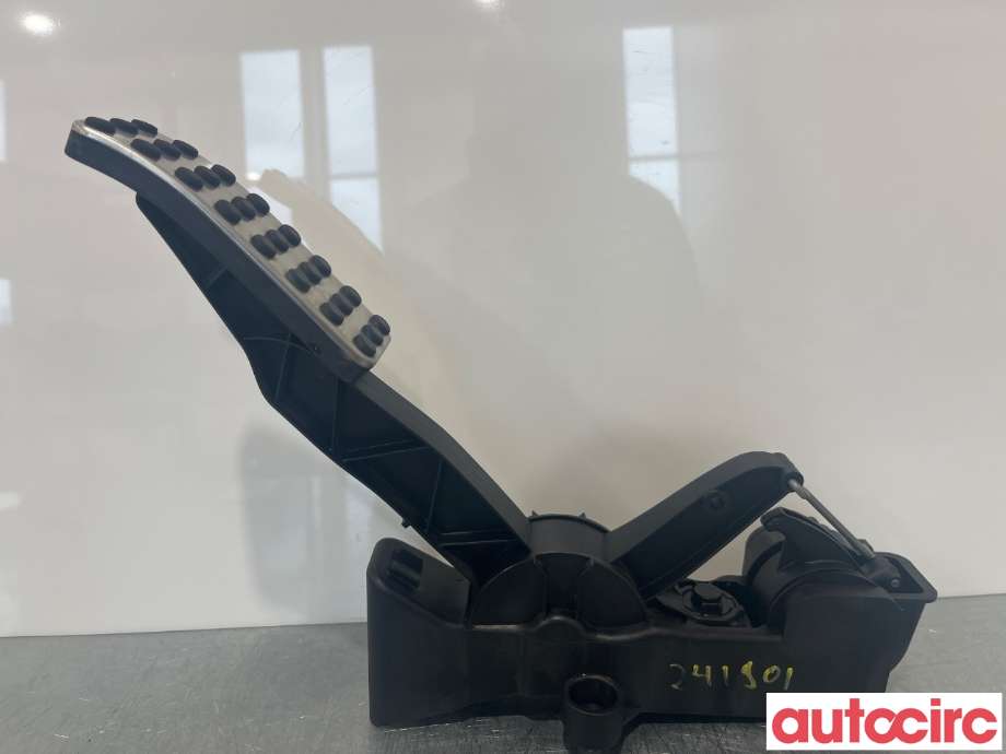 Pedal gass til Mercedes B-Klasse 2008-2011 (Fase 2) (W245) (W245) (MERCEDES|A1693000104)