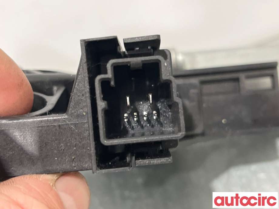 Ruteheis venstre foran til Volvo XC70 2008-2013 (Type II, Fase 1)  (VOLVO|30699645|970713-101|)