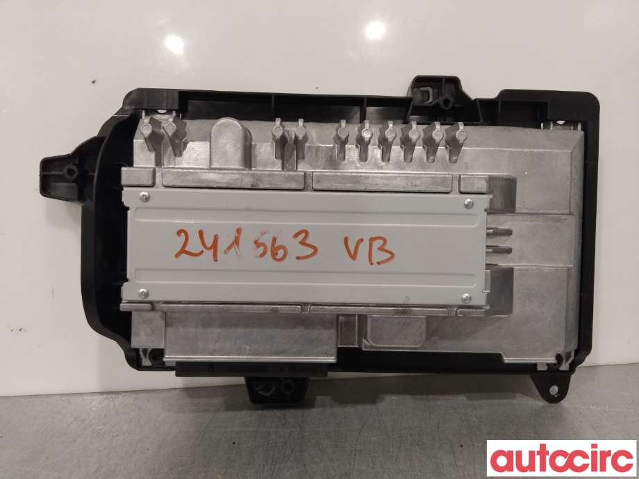 Bilstereo forsterker til Audi e-tron, 2018-->>  (AUDI|4N0035223C)