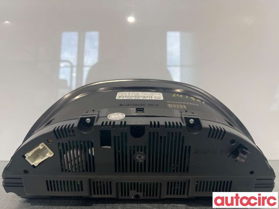 Instrumentpanel til Mercedes B-Klasse 2008-2011 (Fase 2) (W245) (W245) (MERCEDES|A1694402411)