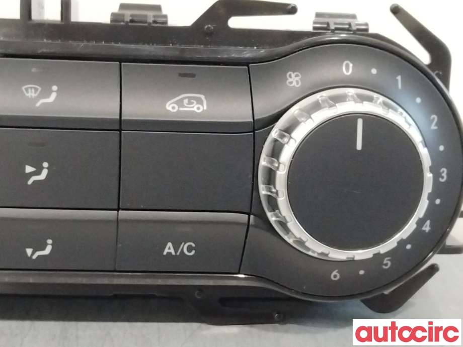 Varmeapparat betjening til Mercedes GLA 2014-2020 (X156) (X156) (MERCEDES|A2469008215|A2469000515)