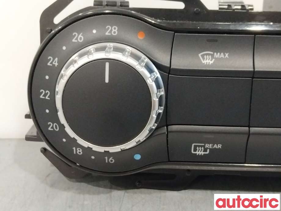 Varmeapparat betjening til Mercedes GLA 2014-2020 (X156) (X156) (MERCEDES|A2469008215|A2469000515)