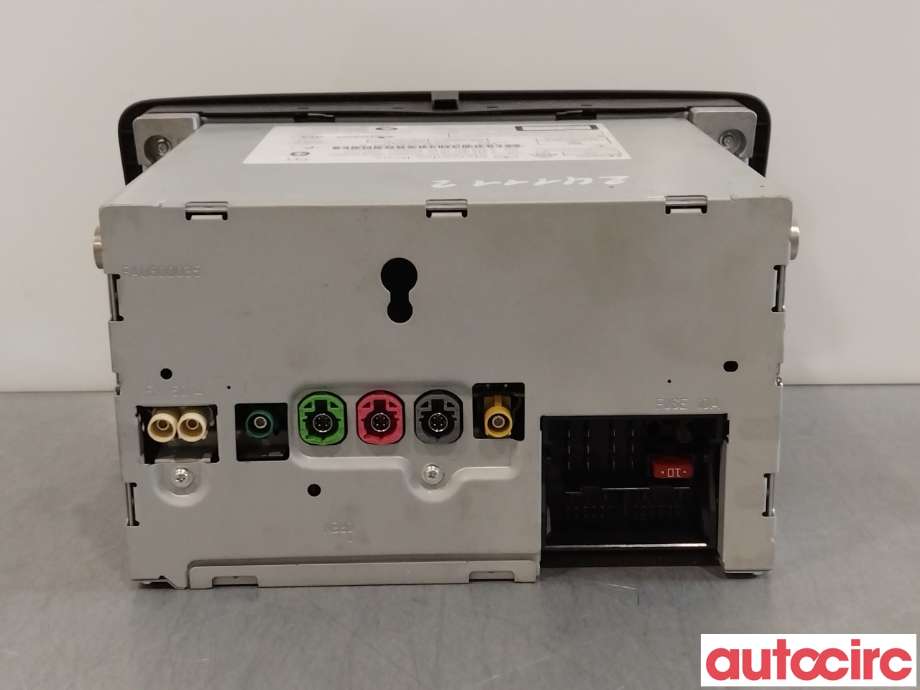 Bilstereo til Mercedes GLA 2014-2020 (X156) (X156) (MERCEDES|A2469000816)