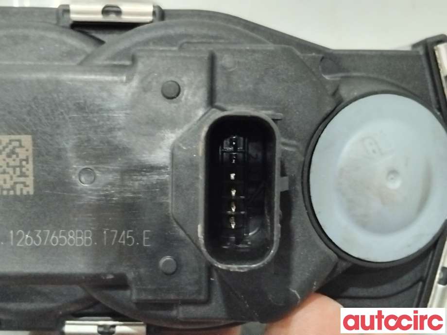 Spjeldhus til Opel Corsa E 2015-2019  (OPEL|12637658||55494220)