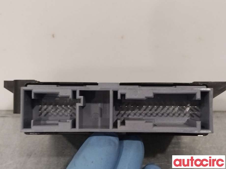 Styreenhet parkering til Mercedes Vito 2014-->> (W447) (W447) (MERCEDES|A0009006713)
