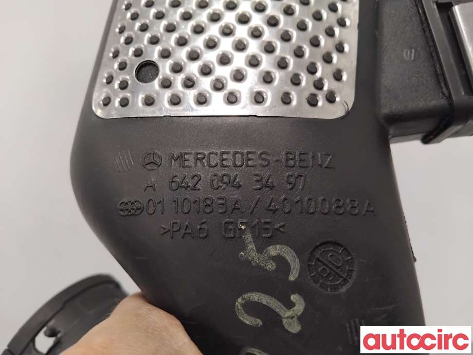 Luftslange innsug til Mercedes ML 2005-2011 (W164) (W164) (MERCEDES|A6420908237||A6420943497)