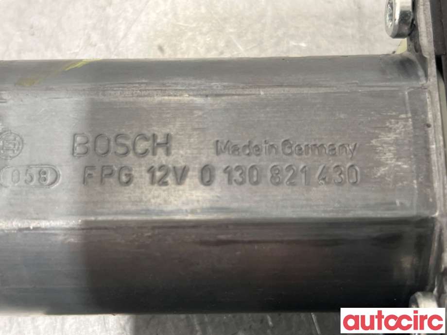 Ruteheis venstre bak til VW Golf VI 2008-2012  (VOLKSWAGEN|5K0959703D|922118-134|5K0959703C)
